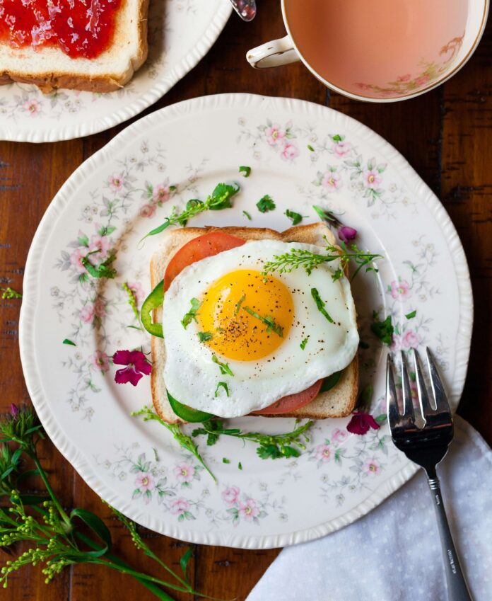 Dubai's English Breakfast A Filling Start to the Day